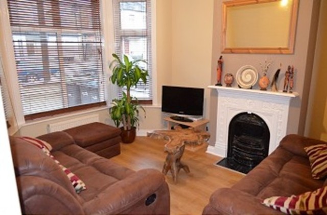  Image of 2 bedroom Detached house to rent in Millais Road Enfield EN1 at Millais Road  Bush Hill Park, EN1 1EE