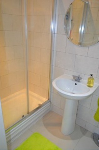  Image of 2 bedroom Detached house to rent in Millais Road Enfield EN1 at Millais Road  Bush Hill Park, EN1 1EE