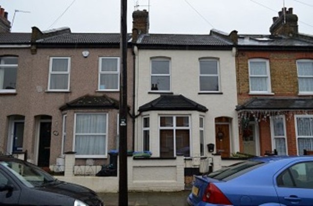  Image of 2 bedroom Detached house to rent in Millais Road Enfield EN1 at Millais Road  Bush Hill Park, EN1 1EE
