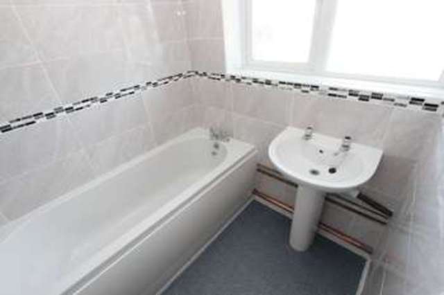  Image of 3 bedroom Terraced house for sale in Hayburn Road Southampton SO16 at Hayburn Road Millbrook Southampton, SO16 9PF