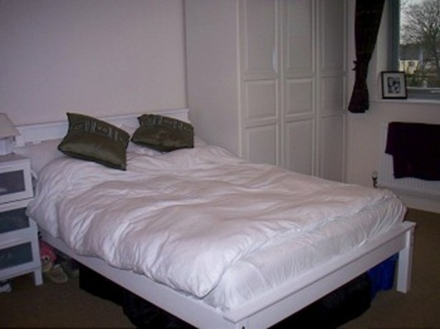  Image of 2 bedroom Flat to rent in Millicent Grove London N13 at Millicent Grove  Palmers Green, N13 6HQ