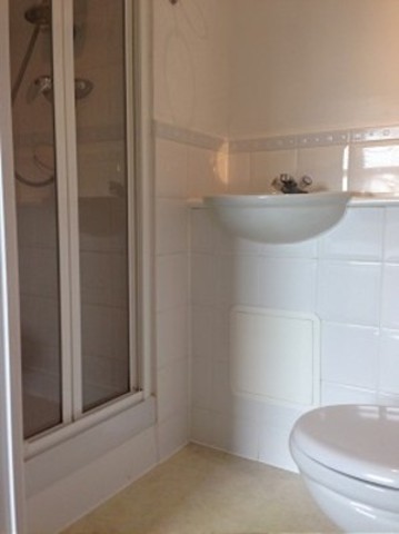  Image of 2 bedroom Flat to rent in Millicent Grove London N13 at Millicent Grove  Palmers Green, N13 6HQ