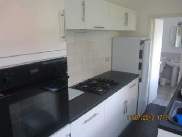  Image of 4 bedroom House Share to rent in Milner Road Selly Oak Birmingham B29 at Selly Oak West Midlands Selly Oak, B29 7RQ
