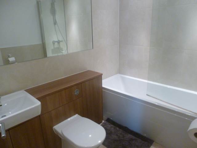  Image of 2 bedroom Flat to rent in Milton Road East Edinburgh EH15 at Joppa Edinburgh Edinburgh, EH15 2NL
