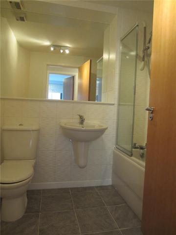  Image of 2 bedroom Flat to rent in Moat Terrace Edinburgh EH14 at Slateford Edinburgh Edinburgh, EH14 1PS