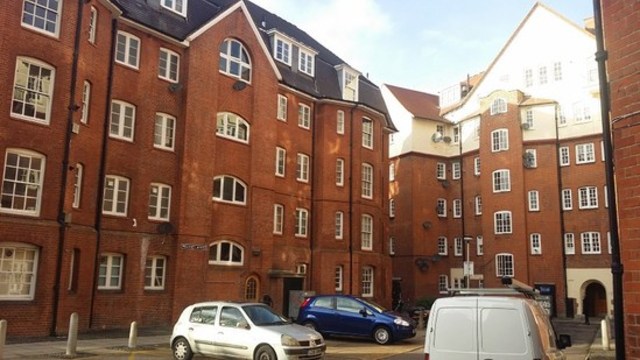  Image of 1 bedroom Terraced house to rent in Camlet Street London E2 at MOLESEY HOUSE CAMLETS STREET BRICK LANE, E2 7HA