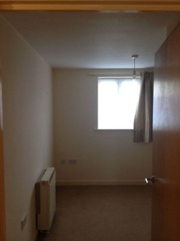  Image of 2 bedroom Flat to rent in Monarch Way Ilford IG2 at MONARCH WAY  NEWBURY PARK, IG2 7NY