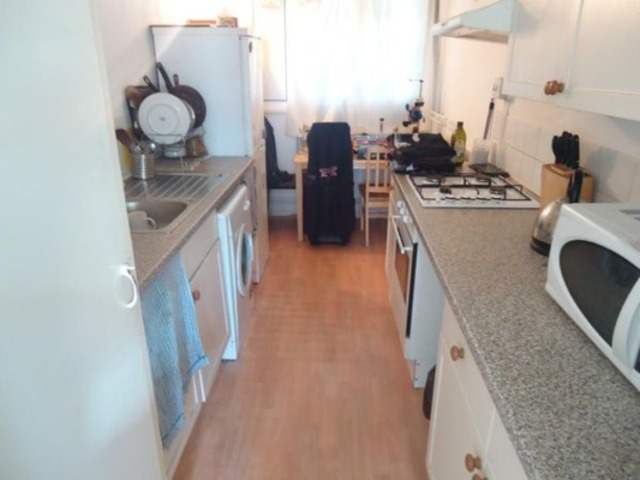  Image of 1 bedroom Flat for sale in Six Acres Estate London N4 at Monksfield Court, Durham Road  Finsbury Park, N4 3PF