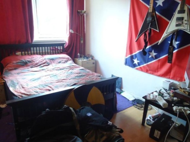  Image of 1 bedroom Flat for sale in Six Acres Estate London N4 at Monksfield Court, Durham Road  Finsbury Park, N4 3PF