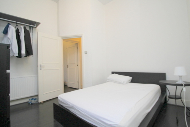  Image of 2 bedroom Apartment to rent in Mornington Grove London E3 at Mornington Road  London, E3 4NS