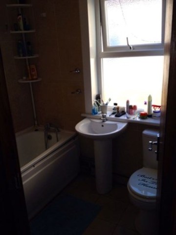  Image of 2 bedroom Flat to rent in Morris Road London E15 at MORRIS ROAD STRATFORD LONDON, E15 2BQ