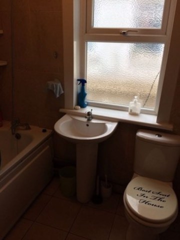  Image of 2 bedroom Flat to rent in Morris Road London E15 at MORRIS ROAD STRATFORD LONDON, E15 2BQ