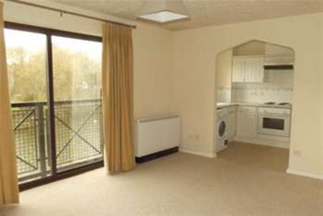  Image of 2 bedroom Flat to rent in Mortimers Quay Evesham WR11 at Evesham, WR11 3AS