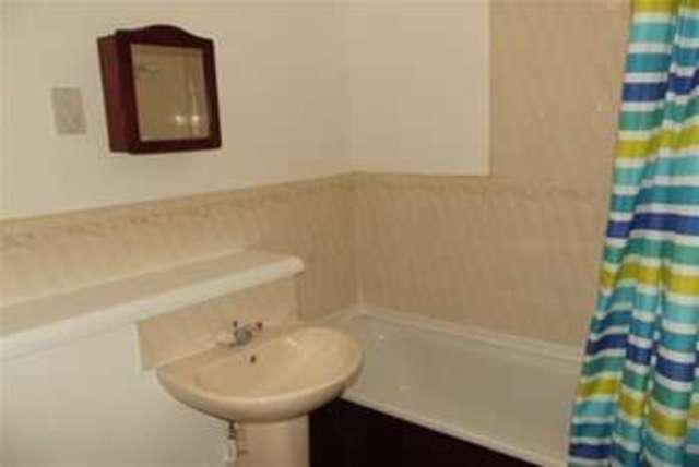  Image of 2 bedroom Flat to rent in Mortimers Quay Evesham WR11 at Evesham, WR11 3AS