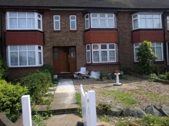  Image of 3 bedroom Terraced house to rent in Mulberry Court Barking IG11 at MULBERRY COURT  BARKING, IG11 9LQ