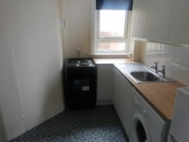  Image of 2 bedroom Flat to rent in Netherhill Road Paisley PA3 at Paisley Renfrewshire Renfrewshire, PA3 4RH