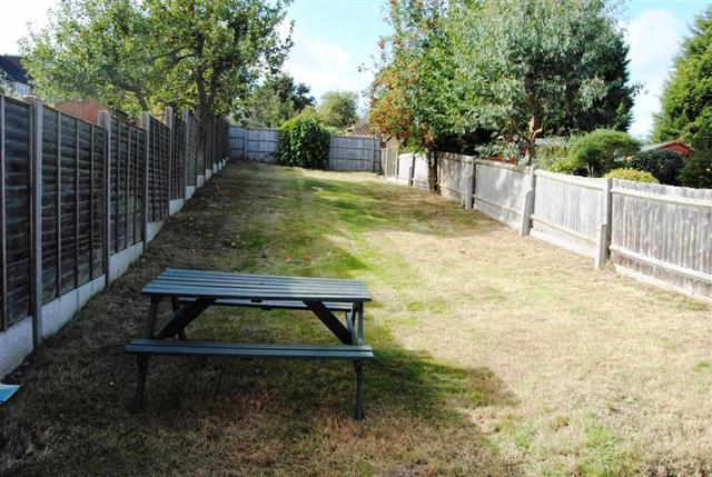  Image of 1 bedroom Property to rent in Netherlands Road New Barnet Barnet EN5 at New Barnet, EN5 1BP