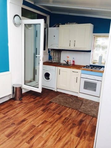  Image of 2 bedroom Terraced house to rent in New North Road Ilford IG6 at NEW NORTH ROAD  HAINUALT, IG6 2XQ