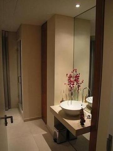  Image of 2 bedroom Apartment to rent in Fairmont Avenue London E14 at New Providence Wharf Fairmont Avenue Canary Wharf, E14 9PA