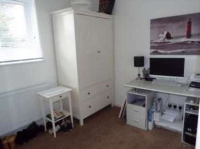  Image of 2 bedroom Terraced house for sale in Niagara Close Cheshunt Waltham Cross EN8 at Cheshunt Waltham Cross Cheshunt, EN8 9HA