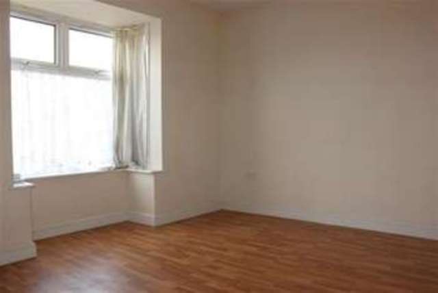  Image of 4 bedroom Detached house to rent in Norlands Lane Widnes WA8 at Widnes, WA8 5AT