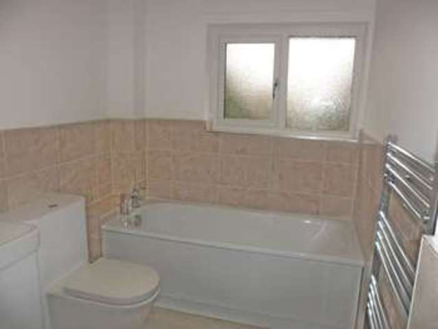  Image of 3 bedroom Detached house to rent in North Grove Way Wetherby LS22 at Wetherby LS22 Wetherby, LS22 7GE