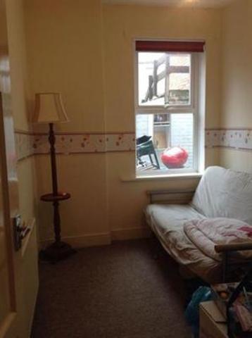  Image of 2 bedroom Flat to rent in Northbourne Street Gateshead NE8 at Northbourne Street  Gateshead, NE8 4AH