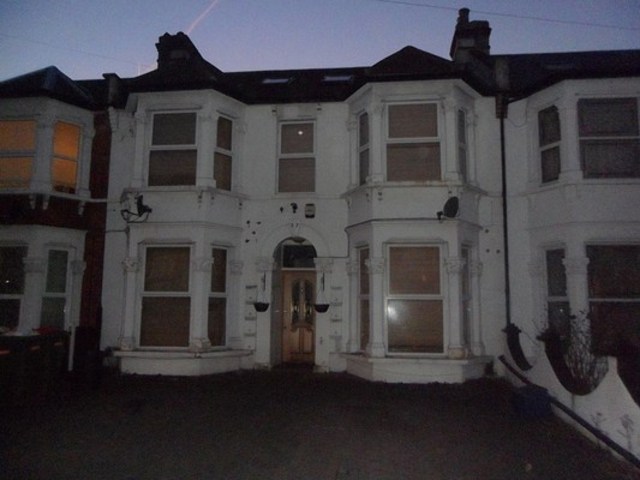  Image of 1 bedroom Terraced house to rent in Northbrook Road Cranbrook Ilford IG1 at ! NORTHBROOK ROAD  ILFORD, IG1 3BP