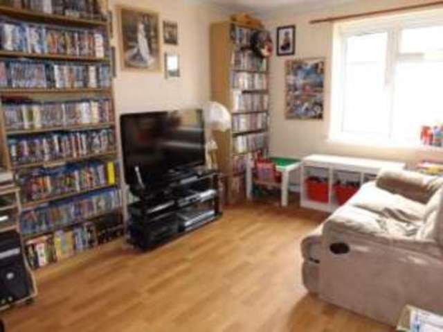  Image of 1 bedroom Flat for sale in Nursery Gardens Butt Haw Close Hoo Rochester ME3 at Butt Haw Close Hoo Hoo, ME3 9BN
