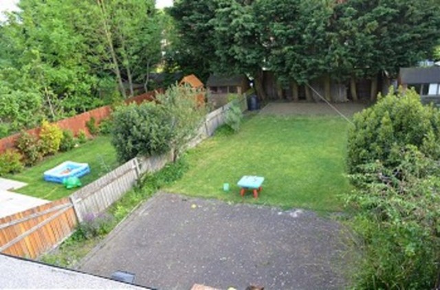  Image of 3 bedroom Detached house to rent in Oakwood Park Road London N14 at Oakwood Park Road  Southgate, N14 6QA
