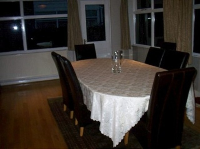  Image of 4 bedroom Detached house to rent in Oakwood Park Road London N14 at Oakwood Park Road  Southgate, N14 6QD