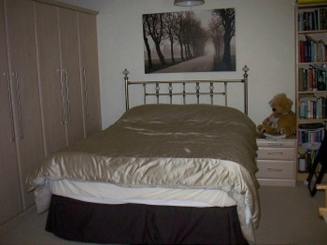  Image of 4 bedroom Detached house to rent in Oakwood Park Road London N14 at Oakwood Park Road  Southgate, N14 6QD
