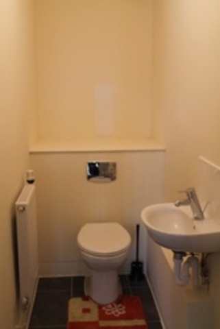  Image of 3 bedroom Flat to rent in Oberon Court London E6 at Oberon Court  East Ham, E6 1BF