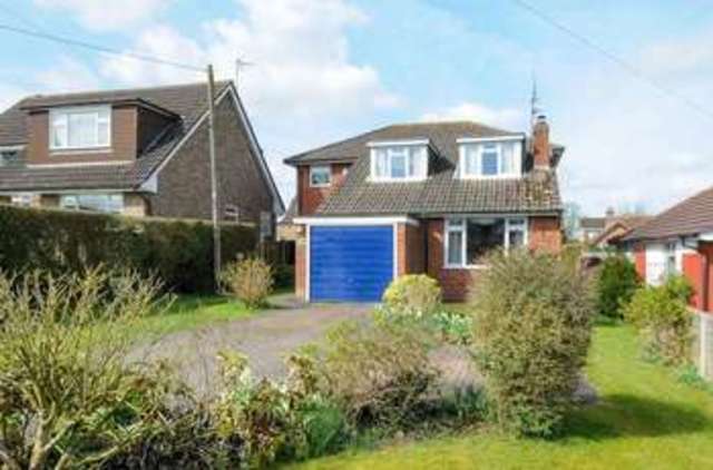  Image of 4 bedroom Detached house for sale in Old Kempshott Lane Worting Basingstoke RG22 at Old Kempshott Lane Basingstoke Basingstoke, RG22 5EN