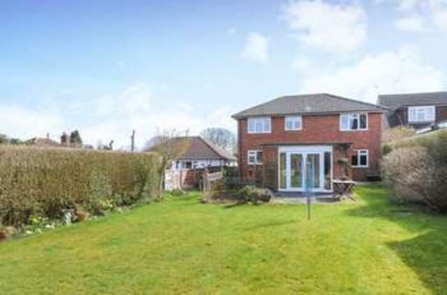  Image of 4 bedroom Detached house for sale in Old Kempshott Lane Worting Basingstoke RG22 at Old Kempshott Lane Basingstoke Basingstoke, RG22 5EN