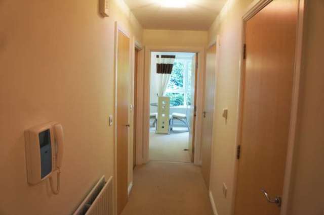  Image of 2 bedroom Apartment to rent in Pegler Way Crawley RH11 at Old Meadow House Peglar Way Crawley, RH11 7AD