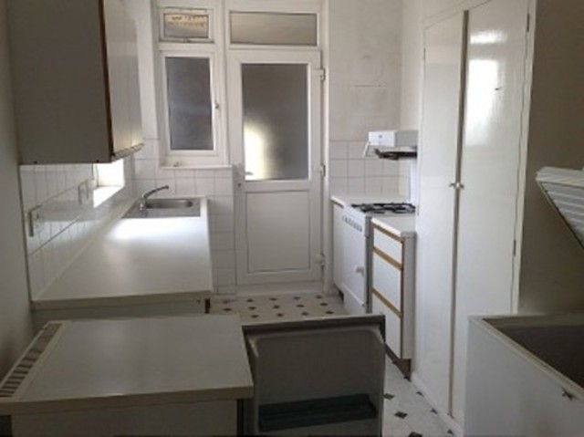  Image of 3 bedroom Flat to rent in Clarence Road London N22 at Orchard Court Clarence Road Wood Green, N22 8PN