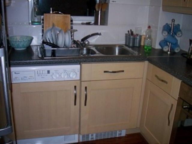  Image of 2 bedroom Flat to rent in Orton Grove Enfield EN1 at Orton Grove Melling Drive Enfield Town, EN1 4UE