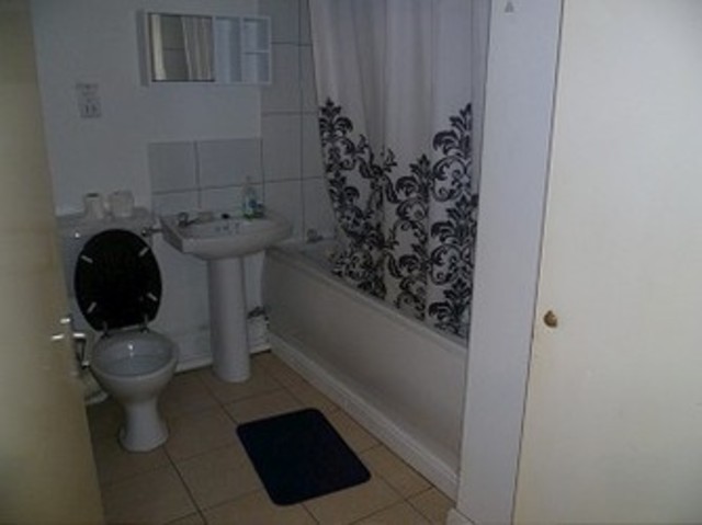  Image of 2 bedroom Apartment to rent in Otter Close London E15 at Otter Close  Stratford, E15 2PX