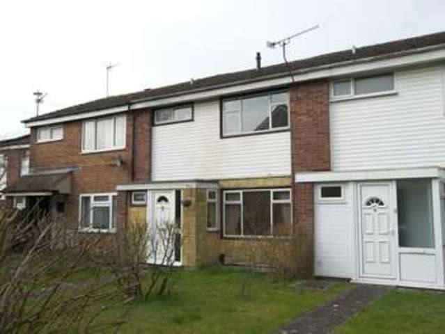  Image of 3 bedroom Terraced house for sale in Overmead Abingdon OX14 at Overmead  Abingdon, OX14 5NB