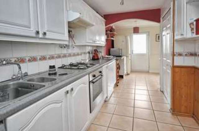  Image of 3 bedroom Terraced house for sale in Overmead Abingdon OX14 at Overmead  Abingdon, OX14 5NB