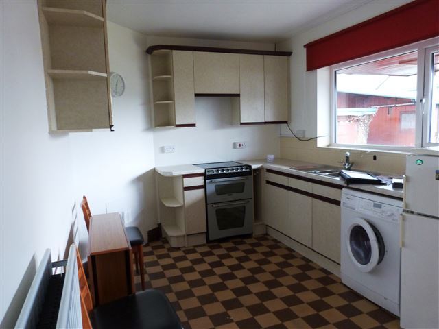  Image of 2 bedroom Bungalow to rent in Ox Hey Crescent Biddulph Stoke-on-Trent ST8 at Oxhey Crescent  Biddulph, ST8 7EY