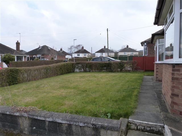  Image of 2 bedroom Bungalow to rent in Ox Hey Crescent Biddulph Stoke-on-Trent ST8 at Oxhey Crescent  Biddulph, ST8 7EY