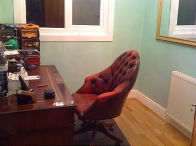  Image of 3 bedroom Detached house to rent in Park Avenue Enfield EN1 at Park Avenue  Bush Hill Park, EN1 2HH