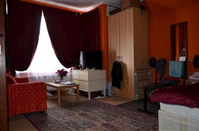  Image of Studio flat to rent in Park Avenue London N13 at Park Avenue  Palmers Green, N13 5PG