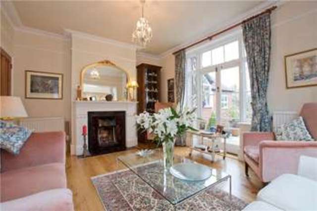  Image of 6 bedroom Semi-Detached house for sale in Park Crescent Abingdon OX14 at Abingdon Oxfordshire Abingdon, OX14 1DF