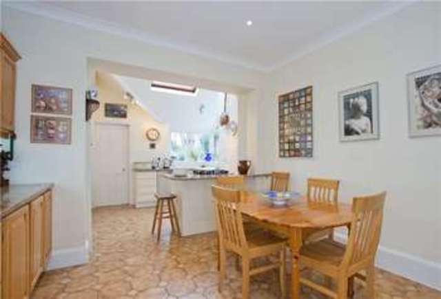  Image of 6 bedroom Semi-Detached house for sale in Park Crescent Abingdon OX14 at Abingdon Oxfordshire Abingdon, OX14 1DF