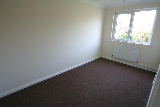  Image of 2 bedroom Flat to rent in Magdala Road Cosham Portsmouth PO6 at Magdala Road Cosham Portsmouth, PO6 2QH
