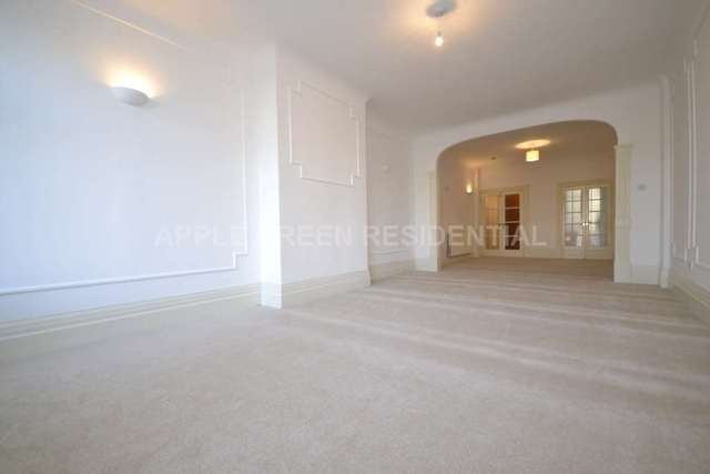  Image of 5 bedroom House Share to rent in Park Road London NW8 at Park Road St John`s Wood London, NW8 7HY