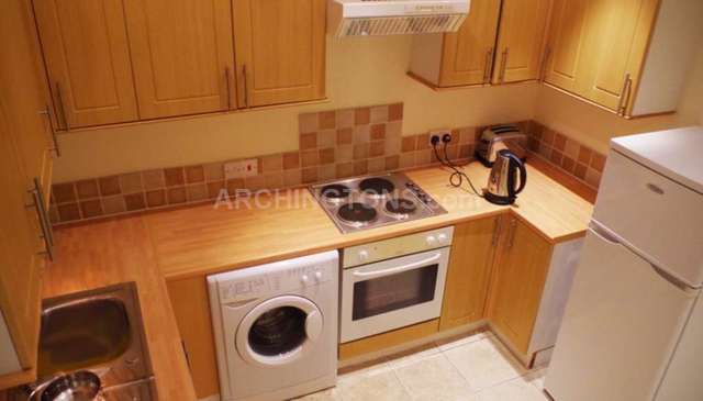  Image of 1 bedroom Apartment to rent in Park Road London NW8 at Park Road St John`s Wood London, NW8 7HY
